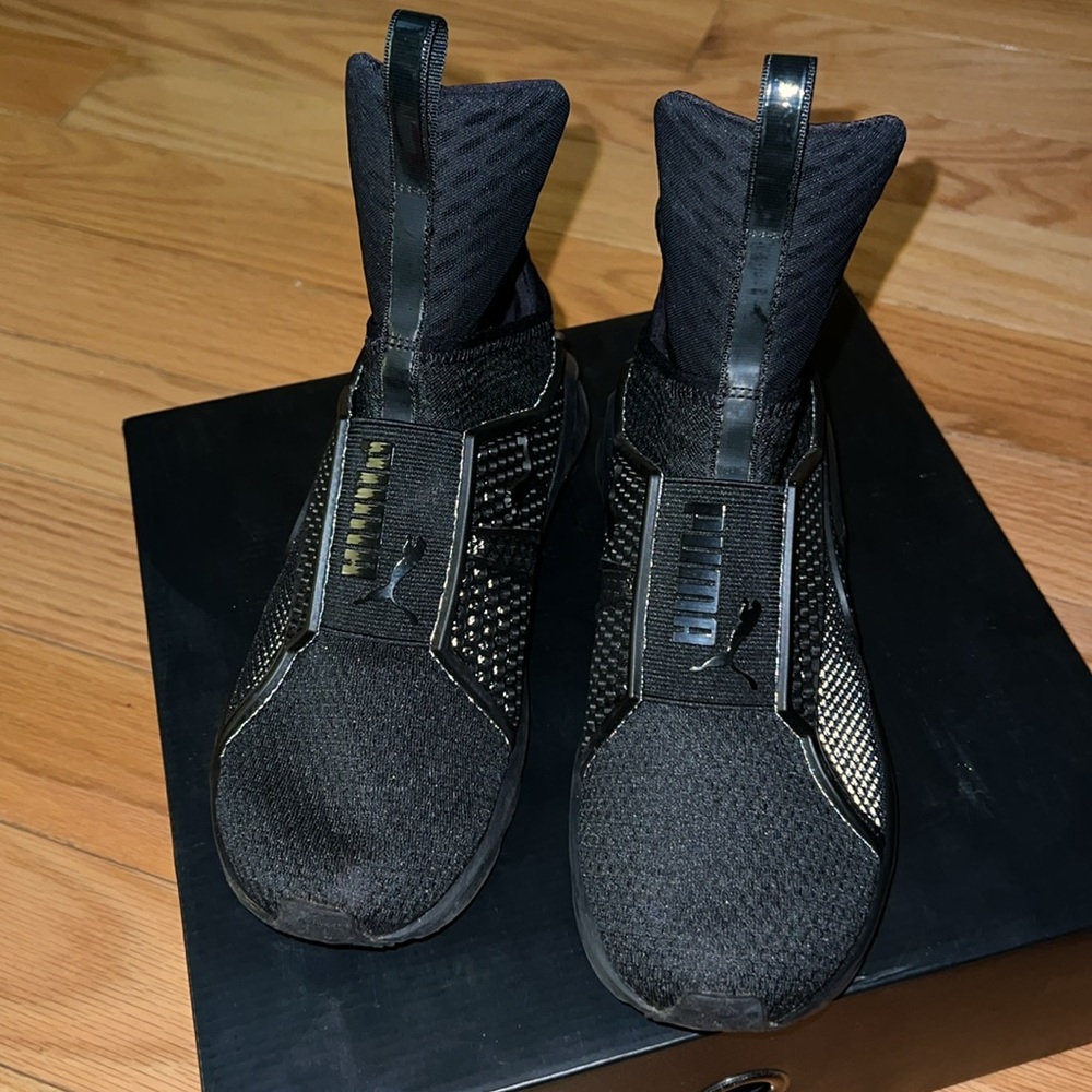 Fenty trainer wns black